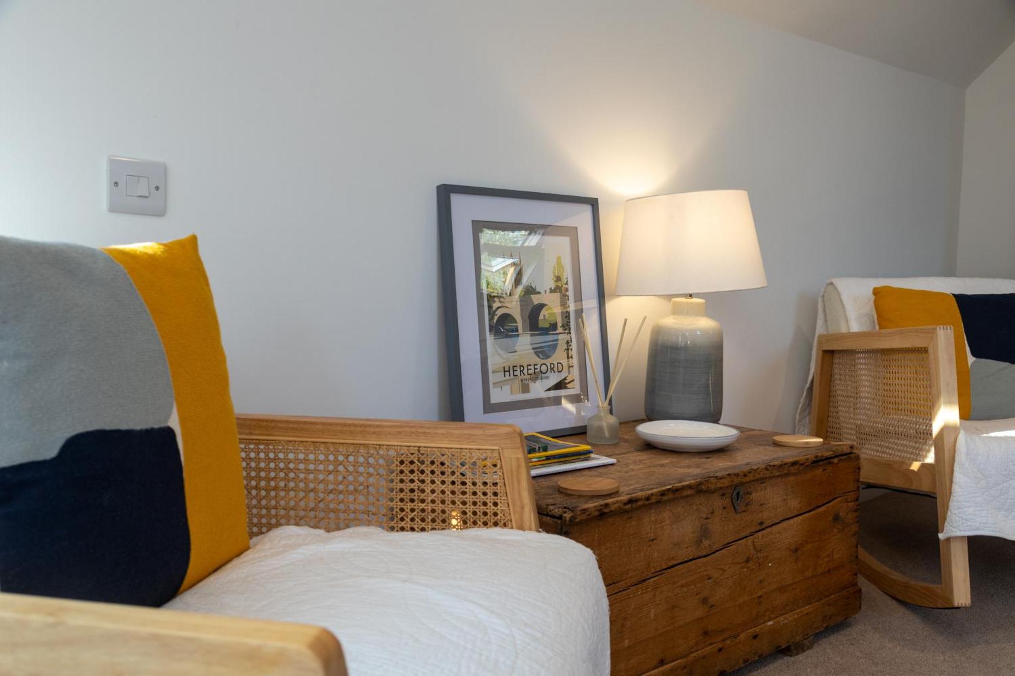 Апартаменты Stunning With Countryside Views & Parking *