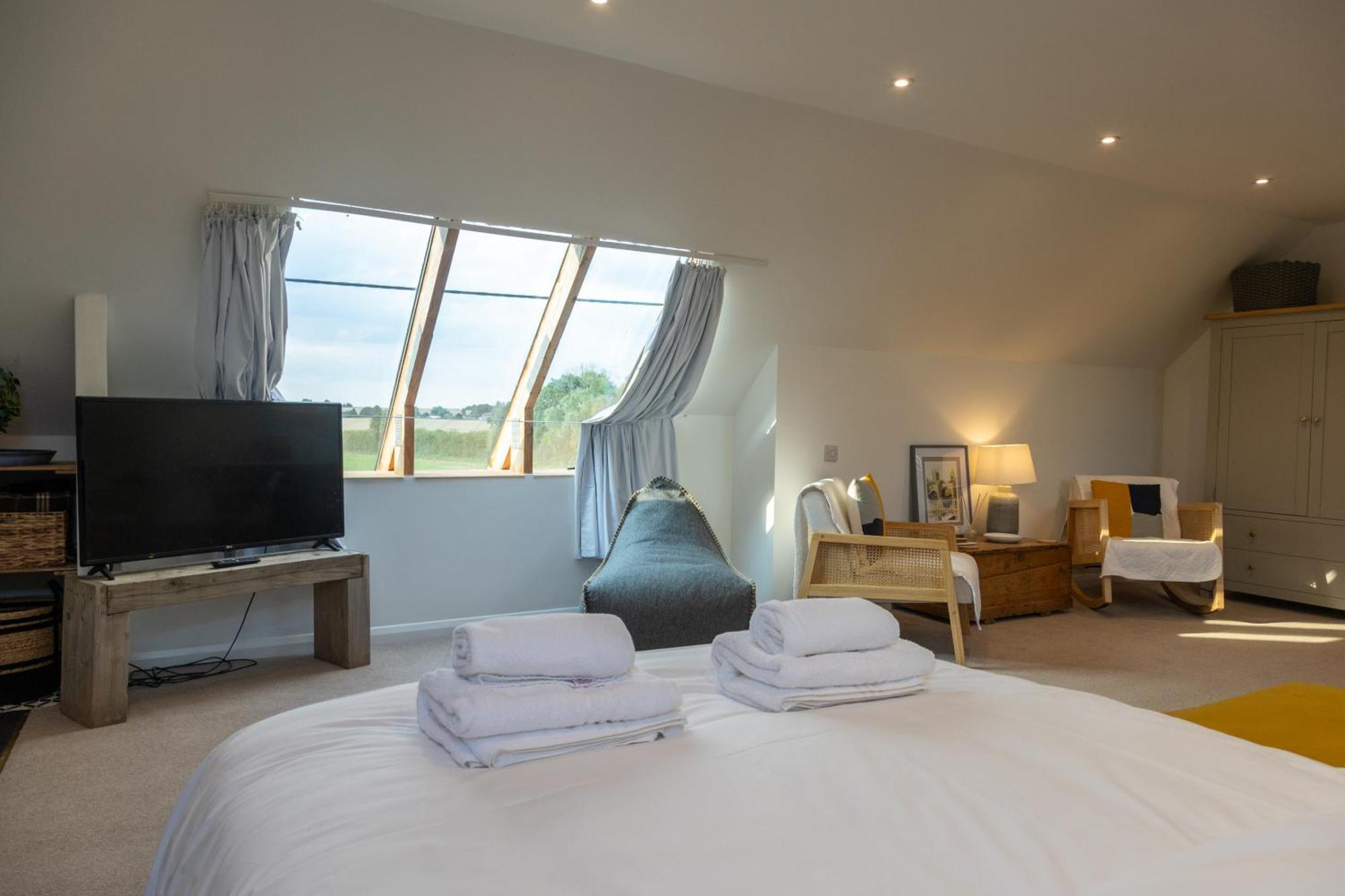 Апартаменты Stunning With Countryside Views & Parking Lugwardine