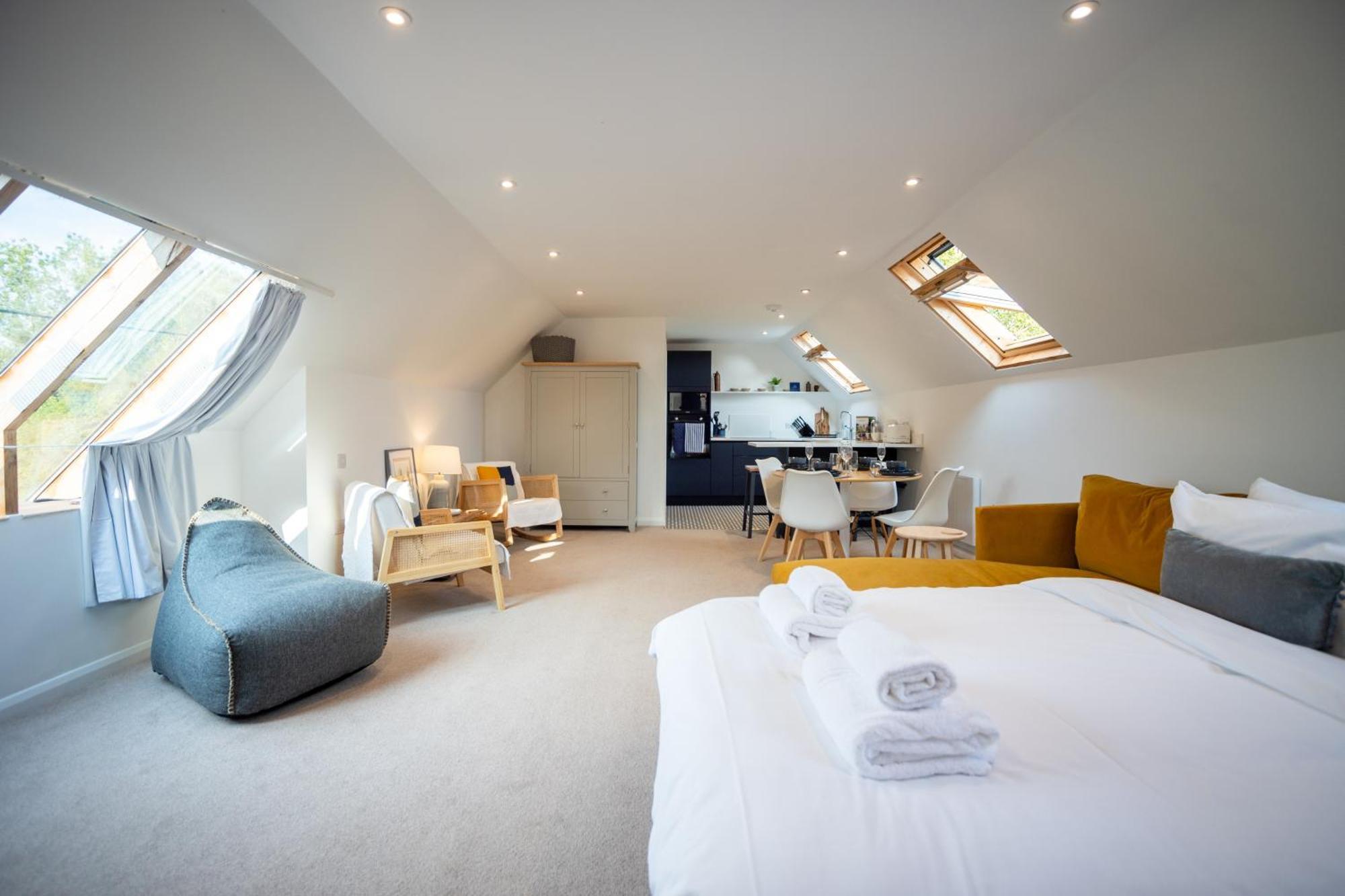 Stunning With Countryside Views & Parking